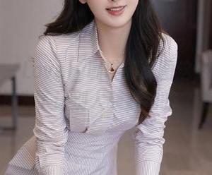 秀人网 – Lovely璐璐的美图这么好，难道是为了让别人羡慕她的套装？