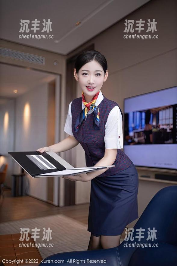秀人网 - 果儿victoria全集大揭秘：剧情里藏着小秘密，你能找到吗？