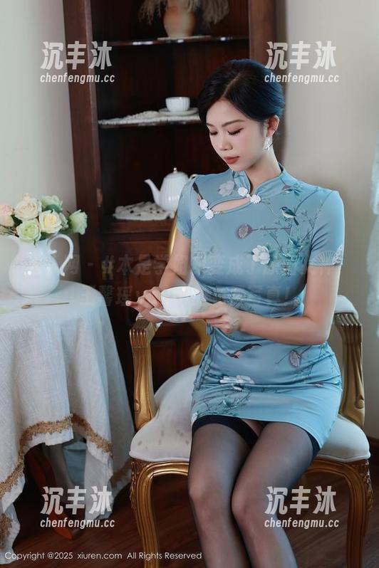 秀人网 - #本是学姐却变成了原图女神，王馨瑶yanni的免费写真！