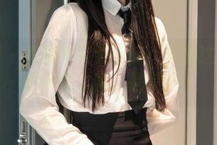 秀人网 – 套图米妮大萌萌：我说这皮衣穿的不是衣服，是宣言！
