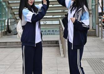 秀人网 – 保持冷静，谢小蒽又来发泳衣美图了，准备好墙纸吧！