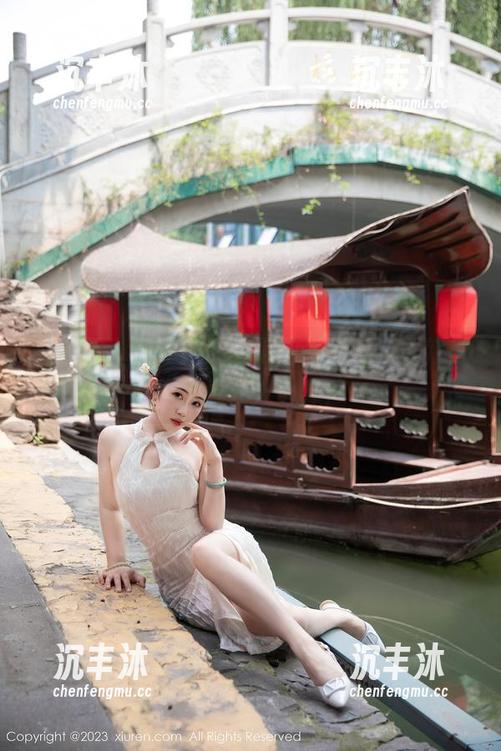 秀人网 - 风景尤美的黑丝系列再次更新，这次更让人心痒！