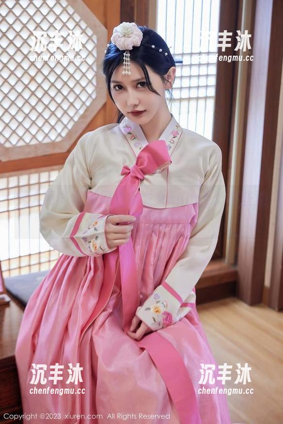 秀人网 - 透过网盘看龙女sunny：那些油亮作品背后的故事