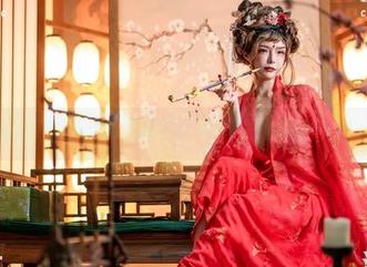 秋和柯基的魔幻影像：下载那些照片，捞起你的猎魔人梦想！
