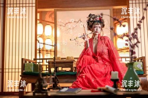 秋和柯基的魔幻影像：下载那些照片，捞起你的猎魔人梦想！