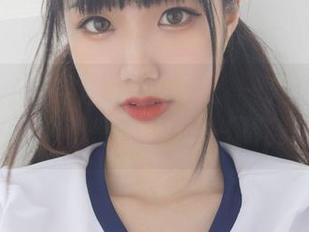 紧急企划 – 黑丝制服合集：一只喵喵梓的时尚小秘密，快来一探究竟！