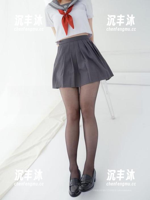 紧急企划 - 走进小枫的私房，吊带作品中每一个细节都让人陶醉。