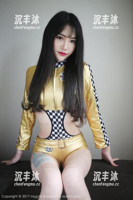 美媛馆 - 瑜伽也可以很私房：徐微微mia的写真让你重温那些不为人知的瞬间