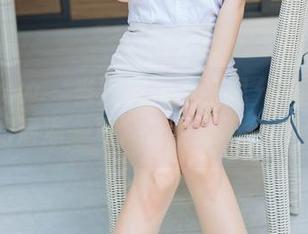 花漾show – 当短裤遇上张思允Nice：写真中的清凉一夏，让我忍不住要点赞！