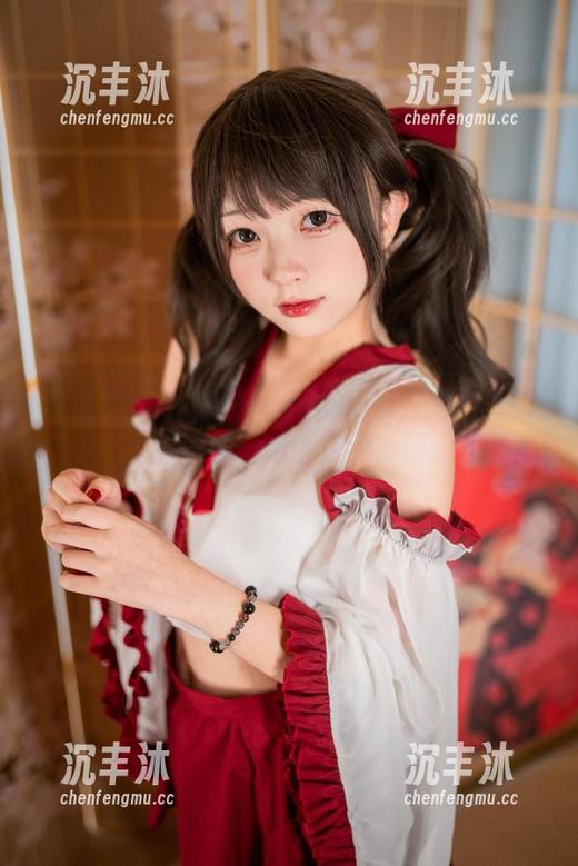 集合了无数花铃Hana与网袜:写真合集,像翻页一本迷人的小说。 集合了无数花铃Hana与网袜:写真合集,像翻页一本迷人的小说。