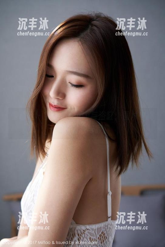 蜜桃社 - 梦乃Mandy与浴缸：图片中掩藏的暖意与寂静