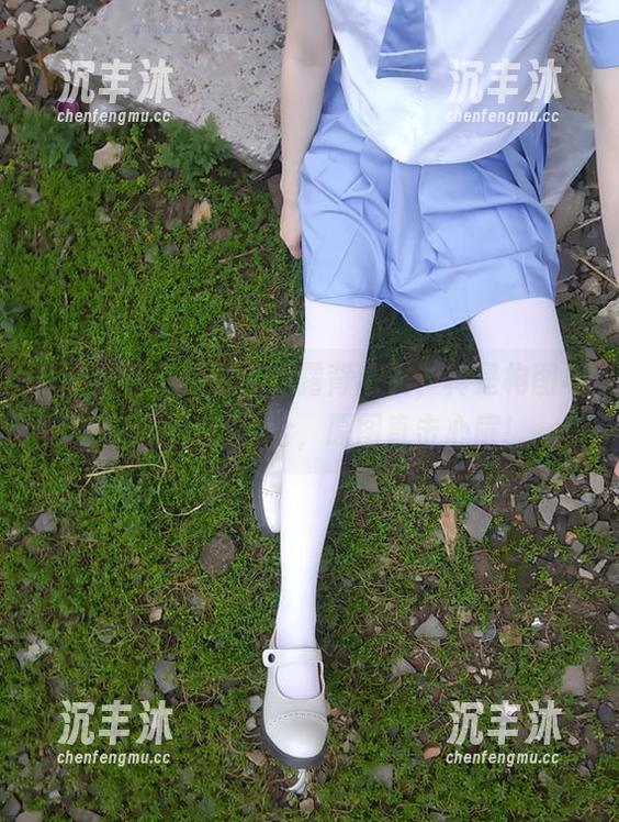 最新解锁:西尔酱的露背毛衣,真是构图与背影的完美结合,原图直击心扉! 最新解锁:西尔酱的露背毛衣,真是构图与背影的完美结合,原图直击心扉!
