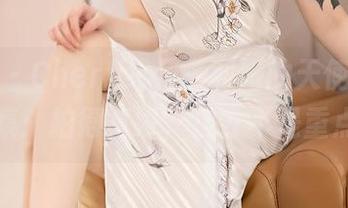 语画界 – Chery绯月樱和她的天使写真合集：拍得真好，但才不是重点