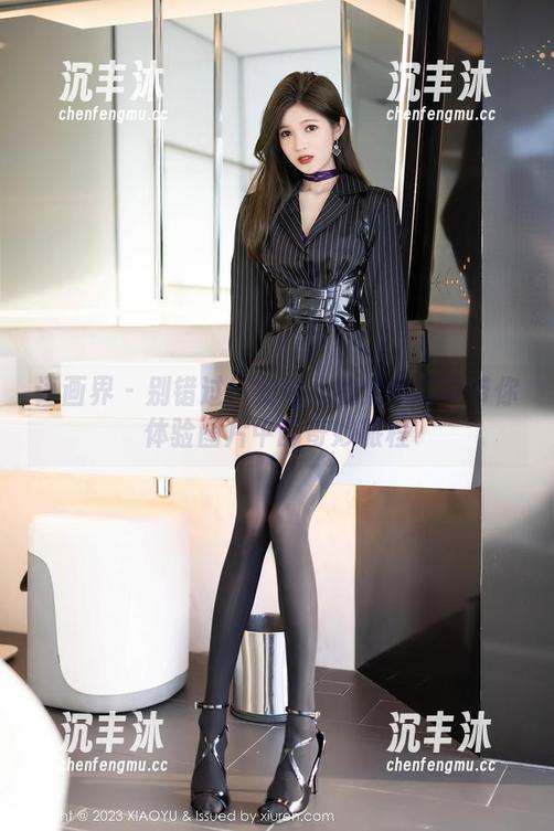 语画界 - 别错过！安可儿的奶牛写真带你体验图片中的奇妙旅程