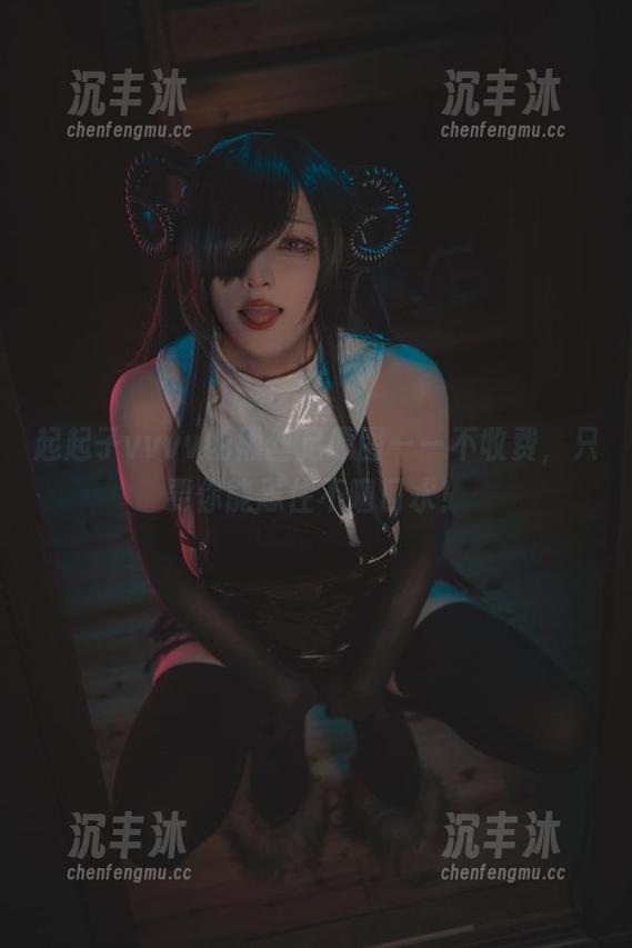 起起子vvvv的黑丝足原图——不收费，只要你能忍住不咽口水！