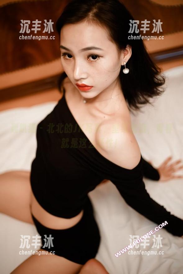 轰趴猫 - 北北的JK写真，壁纸出道，青春就是这么任性！