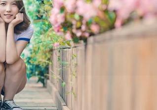 青豆客 – 伍月yuer连体衣套图精选：我想问，怎么巧妙地把时尚与随意结合得这么好？