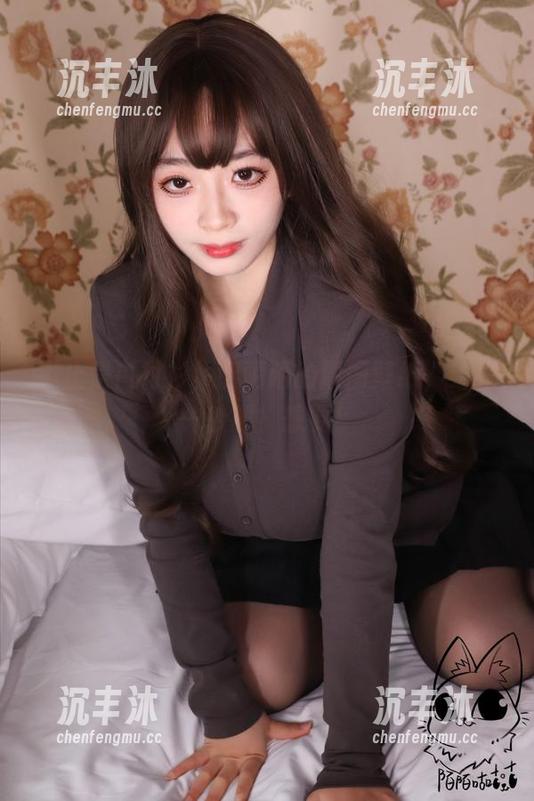 不止是白衬衫，韶陌陌的原图壁纸，给我一秒钟！想要！